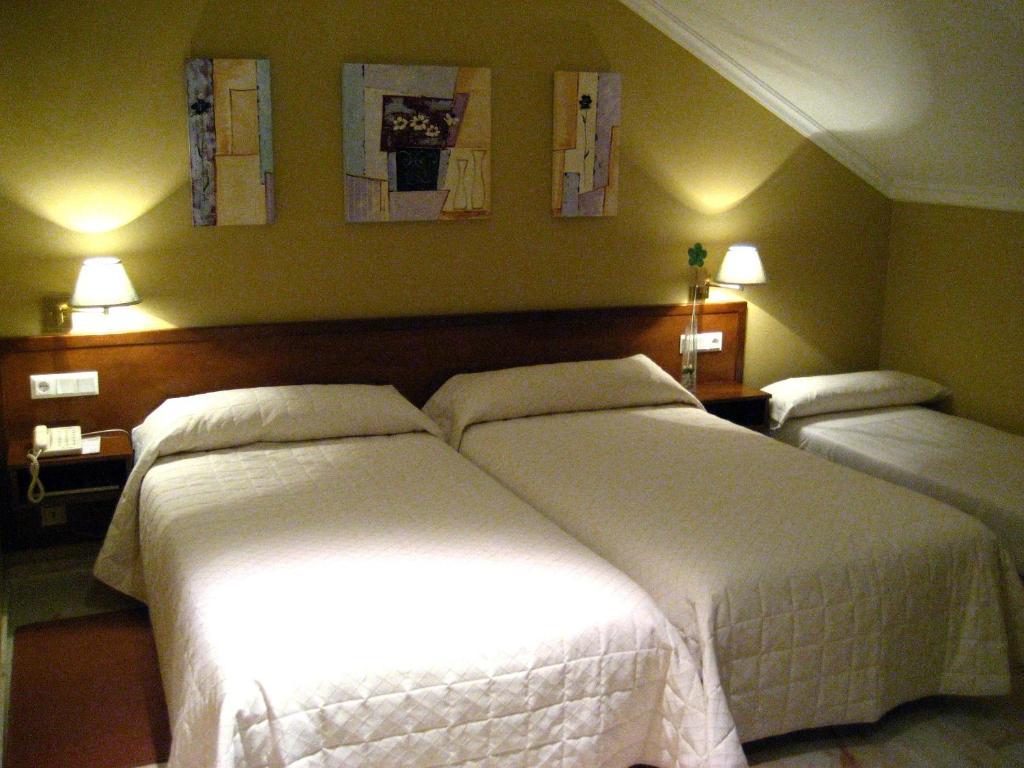 Vega de Valdetronco Hotel La Torre מראה חיצוני תמונה